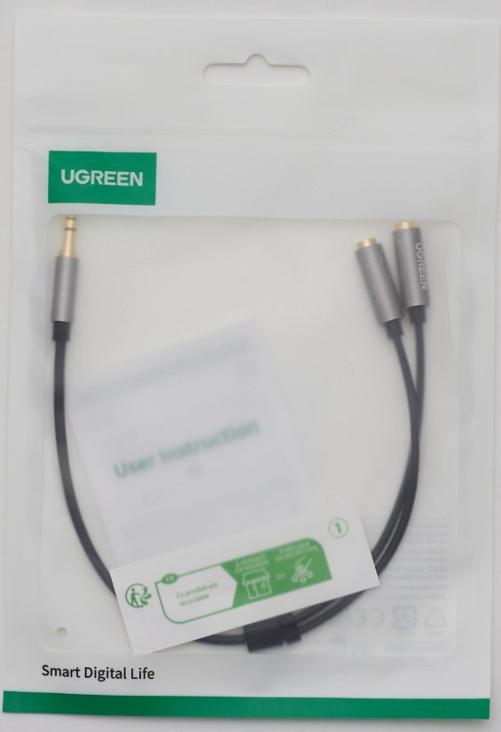 UGREEN 3.5mm Aux Stereo Audio Splitter Cable 20cm (Black) - Ảnh 2