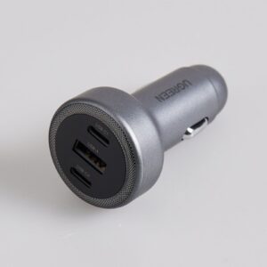 UGREEN 30W 3-Port Fast Car Charger