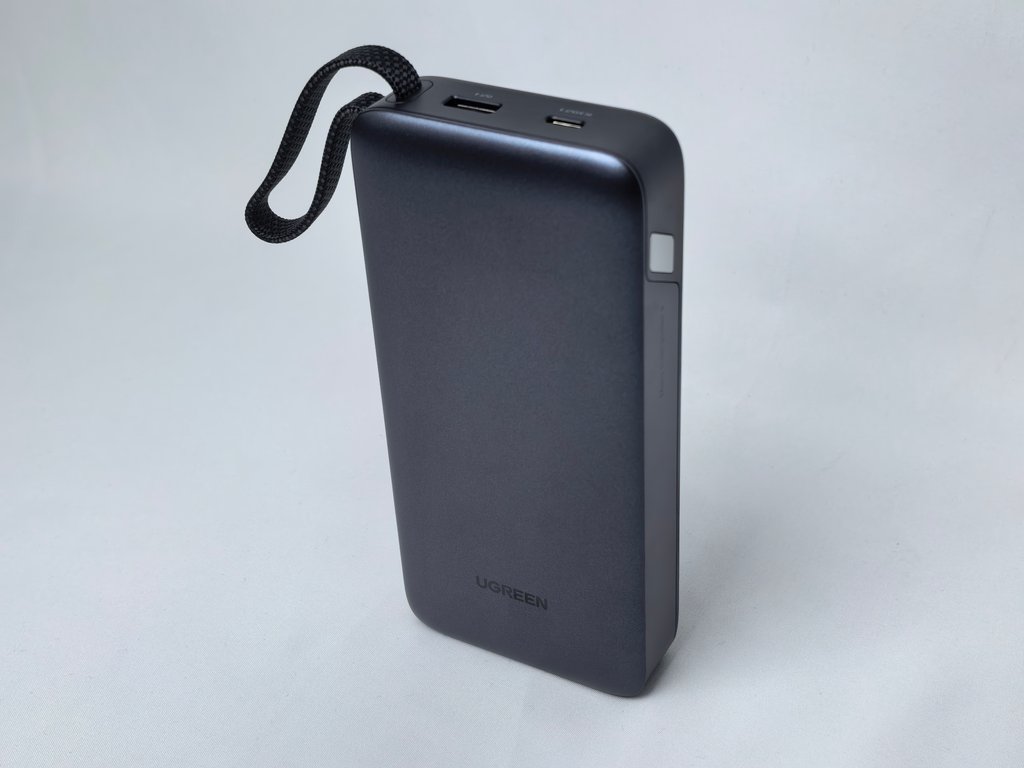 20000mAh 30W 1C1A Power Bank with 2*30W Built-in Cable