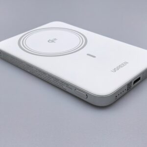 UGREEN Magnetic Wireless Power Bank